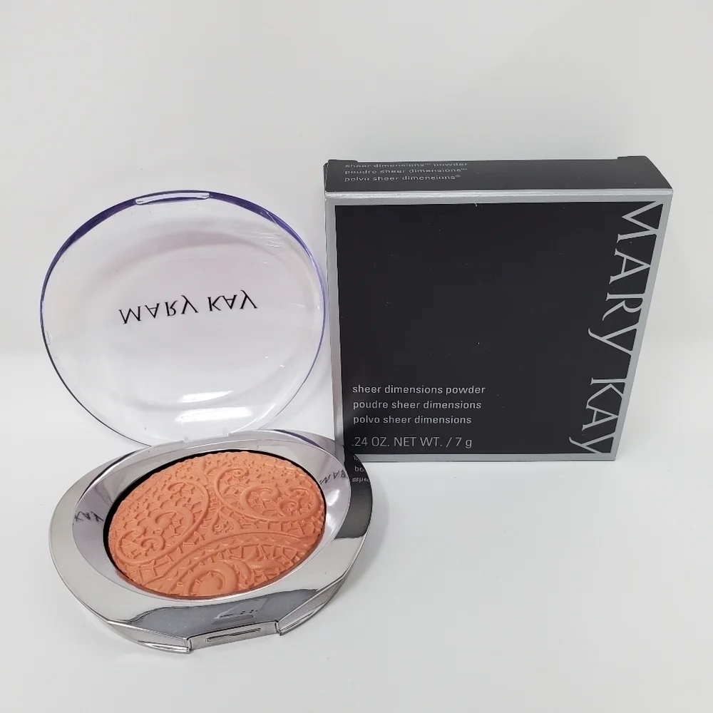 NIB Mary Kay Sheer Dimensions Powder- Lace